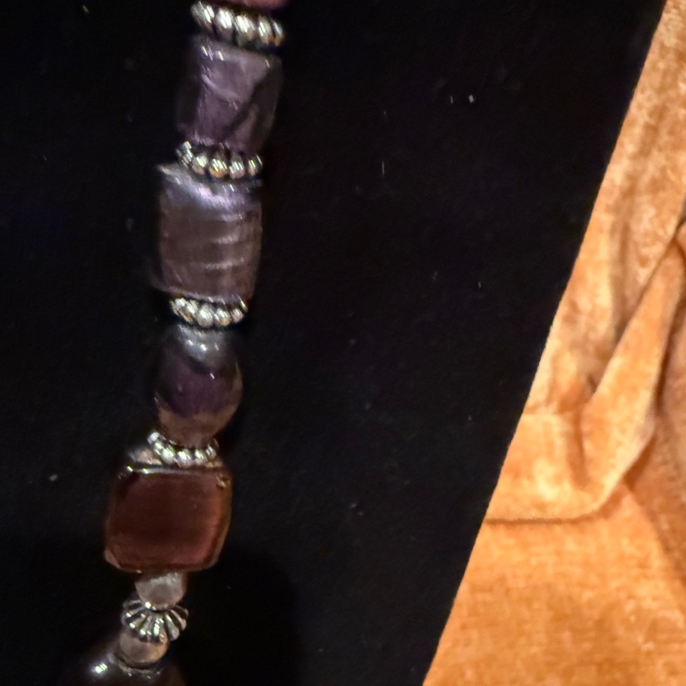 Purple Glass and Silver Toned Beaded Necklace - Picture 4 of 7
